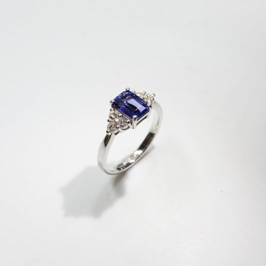 Anello Tanzanite e Diamnti