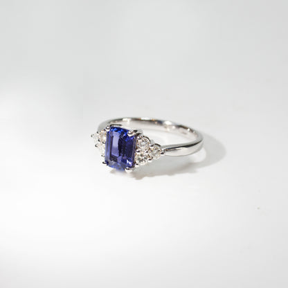 Anello Tanzanite e Diamnti